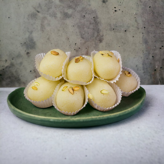 WHITE RASGULLAH (WITH SYRUP)